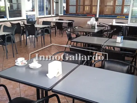 Local comercial en Núcleo