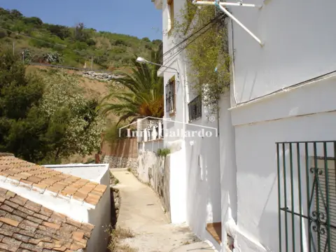 Casa en El Candado-Camino de Olías-Camino de los Montes