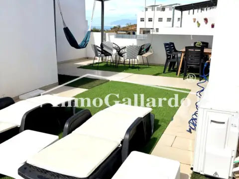 Chalet adosado en Chilches Alto