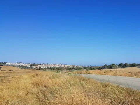 Terreno en Polígono 19