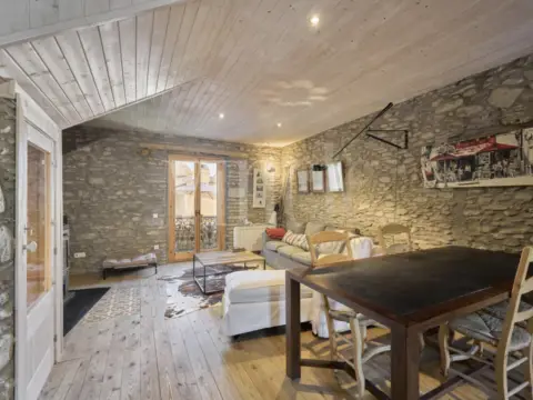 Casa adosada en calle Rue Du Puigmal