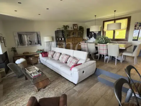 Casa adosada en Urbanización Els Balcons D´Osseja