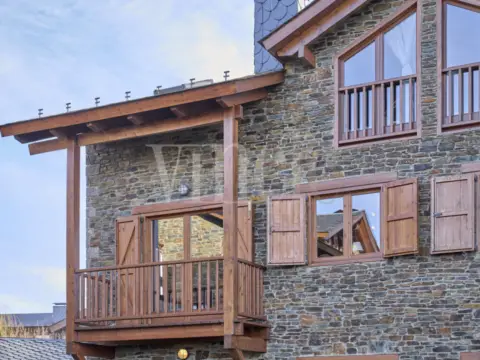 Dúplex en calle Route D´Aja