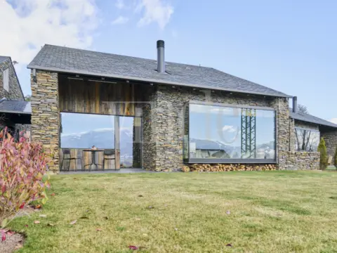 Casa en Urbanització Devesa de Saga