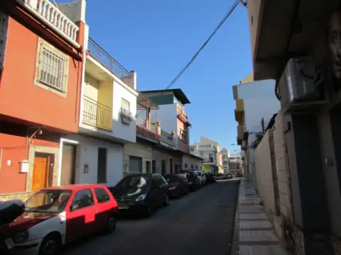 Casa en calle Mendoza Tenorio