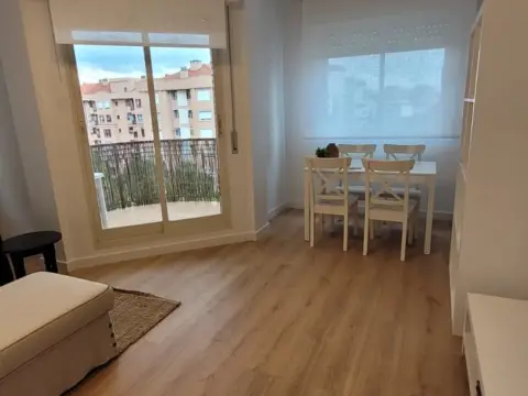 Apartamento en calle de la Estambrera