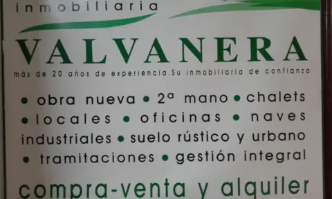 Local comercial en calle de la Estambrera