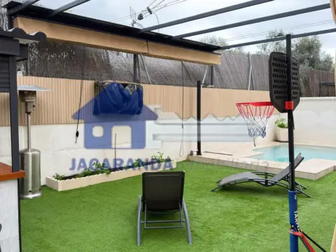 Chalet unifamiliar en calle del Lúpulo