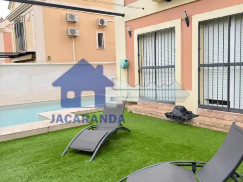 Chalet unifamiliar en calle del Lúpulo