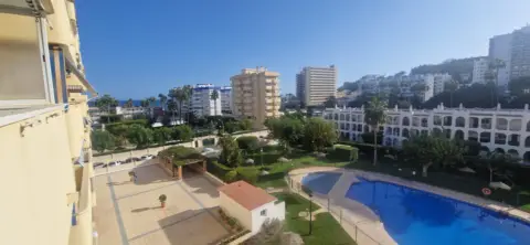 Apartamento en Benalmaden Costa