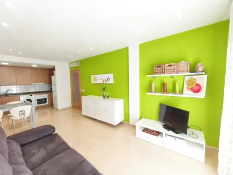 Piso en Carrer del Castell de Tamarit