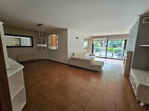 Casa adosada en Poblenou-Olivar Gran