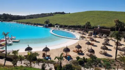 Apartamento en Urbanización Alcazaba Lagoon