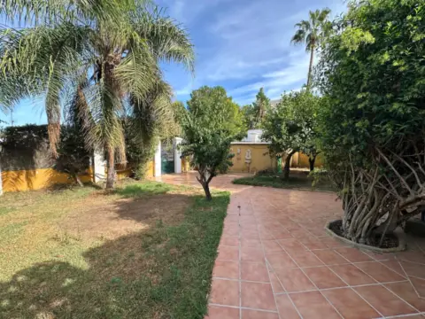 Chalet en Avenida de las Lomas