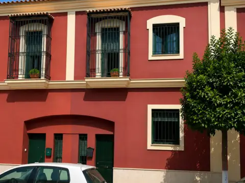 Casa adosada en calle de la Deshuesadora