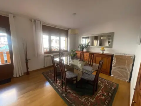 Pis de 3 habitacions en venda a Encamp · 35 de 60