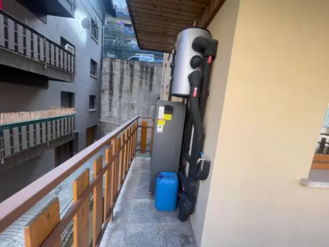 Pis de 3 habitacions en venda a Encamp · 40 de 60