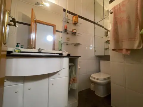 Pis de 3 habitacions en venda a Encamp · 52 de 60