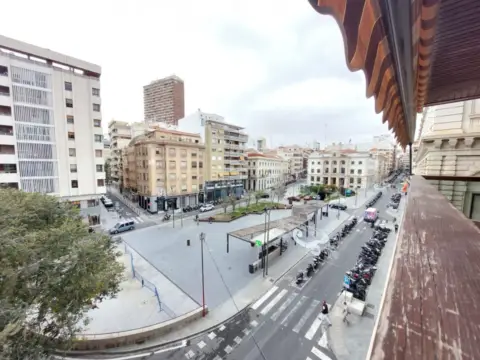 Piso en Plaza de Calvo Sotelo