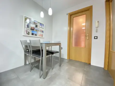 Piso en calle de Batondoa, 6