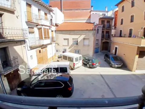 Piso en calle de San Saturnino