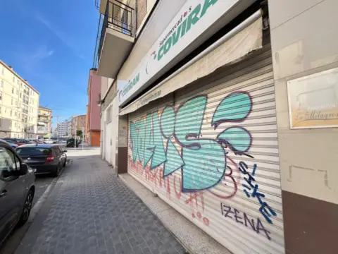 Local comercial en calle de Blas de Laserna, 60