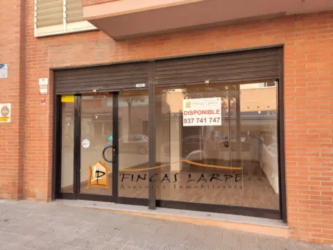 Local comercial en calle Jacinto Verdaguer