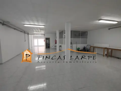 Local comercial en Illa Deportiva