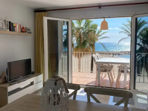 Piso en Passeig de Voramar, 14
