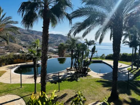 Casa adosada en calle del Citalsol, 3