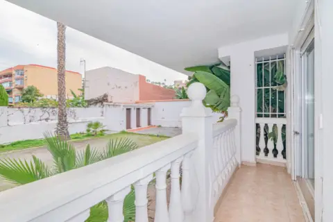 Apartamento en calle del Bikini, 1