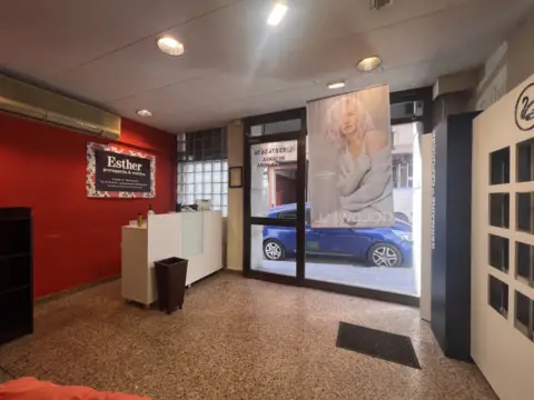 Local comercial en Plaça Catalunya