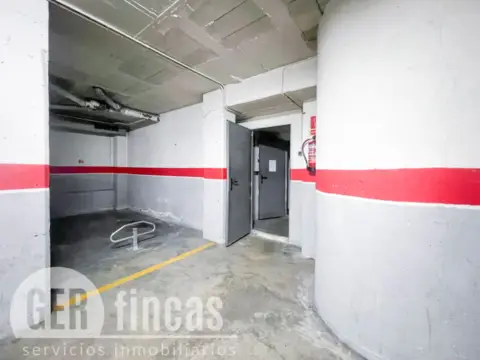 Garaje en Carrer de Joan d'Àustria, 13