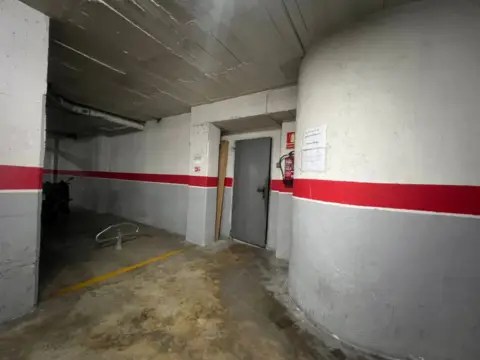 Garaje en Carrer de Joan d'Àustria, 13