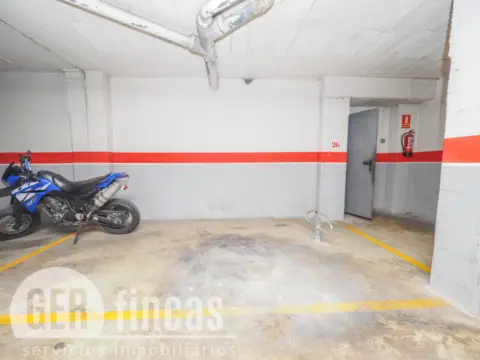Garaje en Carrer de Joan d'Àustria, 13