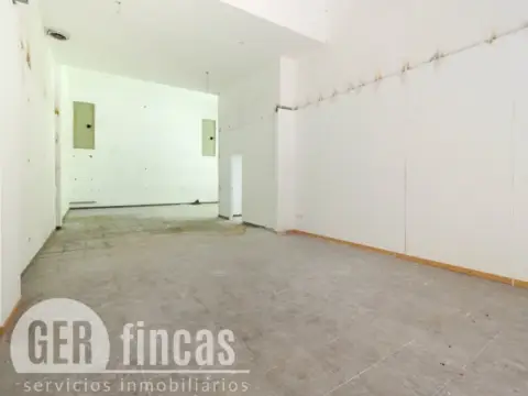 Local comercial en Carrer de Pau Marsal