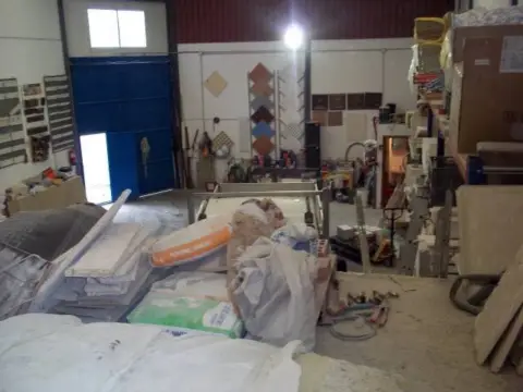 Nave industrial en Quiebracostillas - Juncal