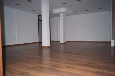 Local comercial en Ambulatorio - Polideportivo