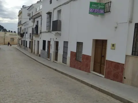 Casa en calle de Piqueras