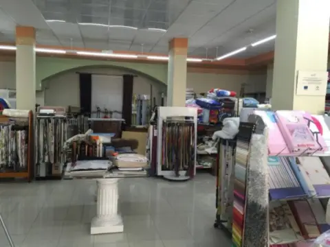 Local comercial en Ambulatorio - Polideportivo