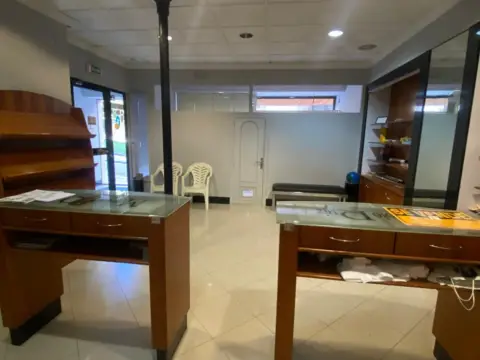 Local comercial en Baena