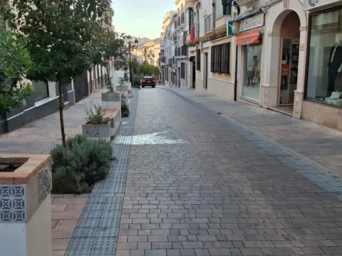 Local comercial en Baena