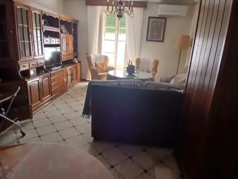 Casa en calle de Juan Torrico Lomeña