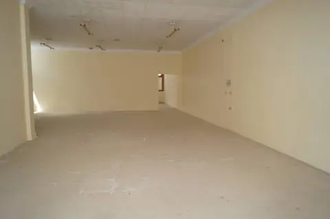 Local comercial en Parque - Mercadona