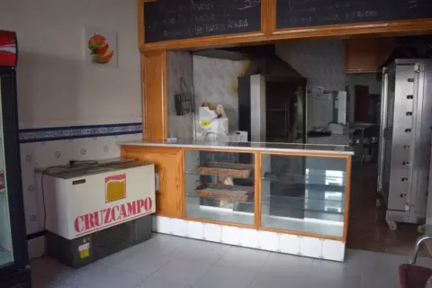 Local comercial en Juncal / San Anton