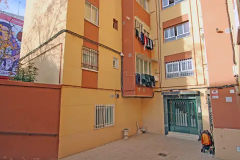 Piso en calle del Atlético de Madrid