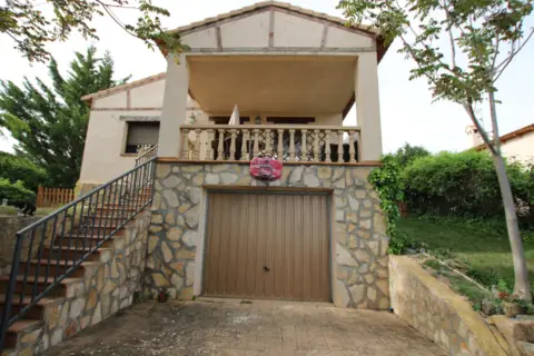 Chalet en calle de Mirahita
