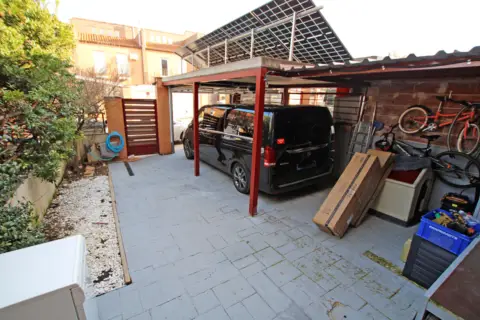 Chalet adosado en calle Río Dulce