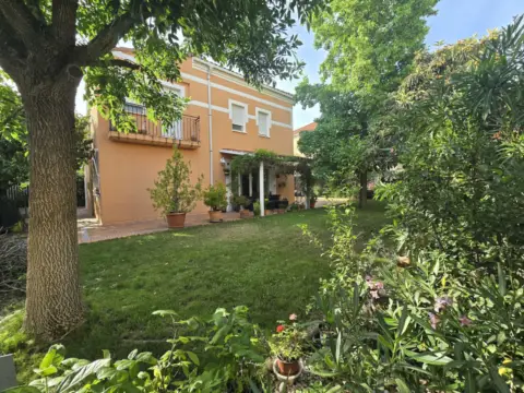 Chalet en calle de San Juan de la Cruz