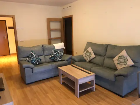 Piso en Ronda Sur-Suerte de Saavedra